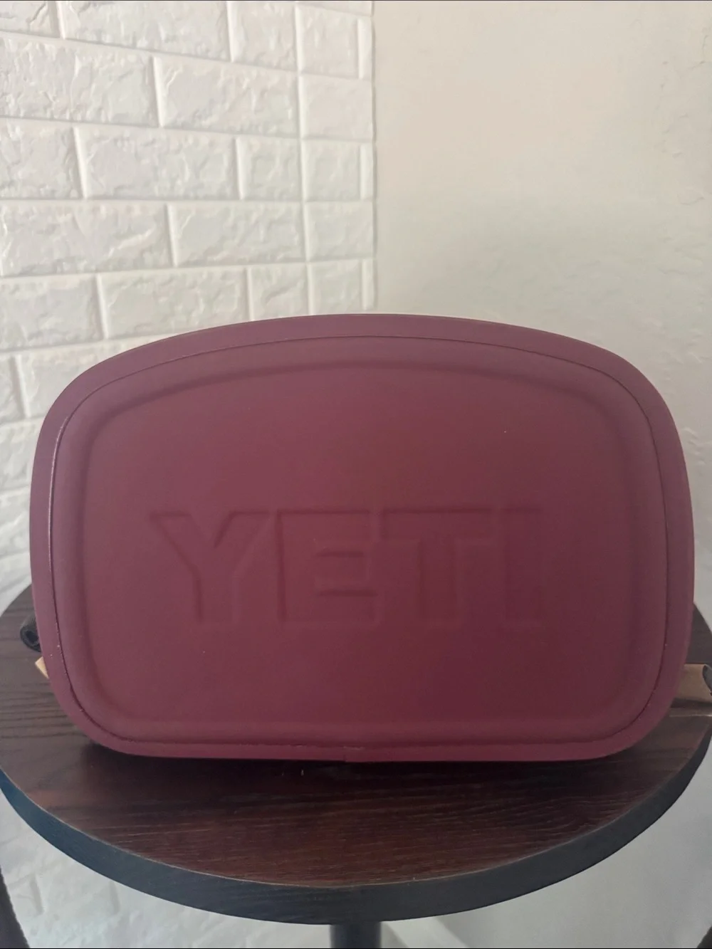 Yeti Hopper M20 Backpack - Burgundy with Black Trim